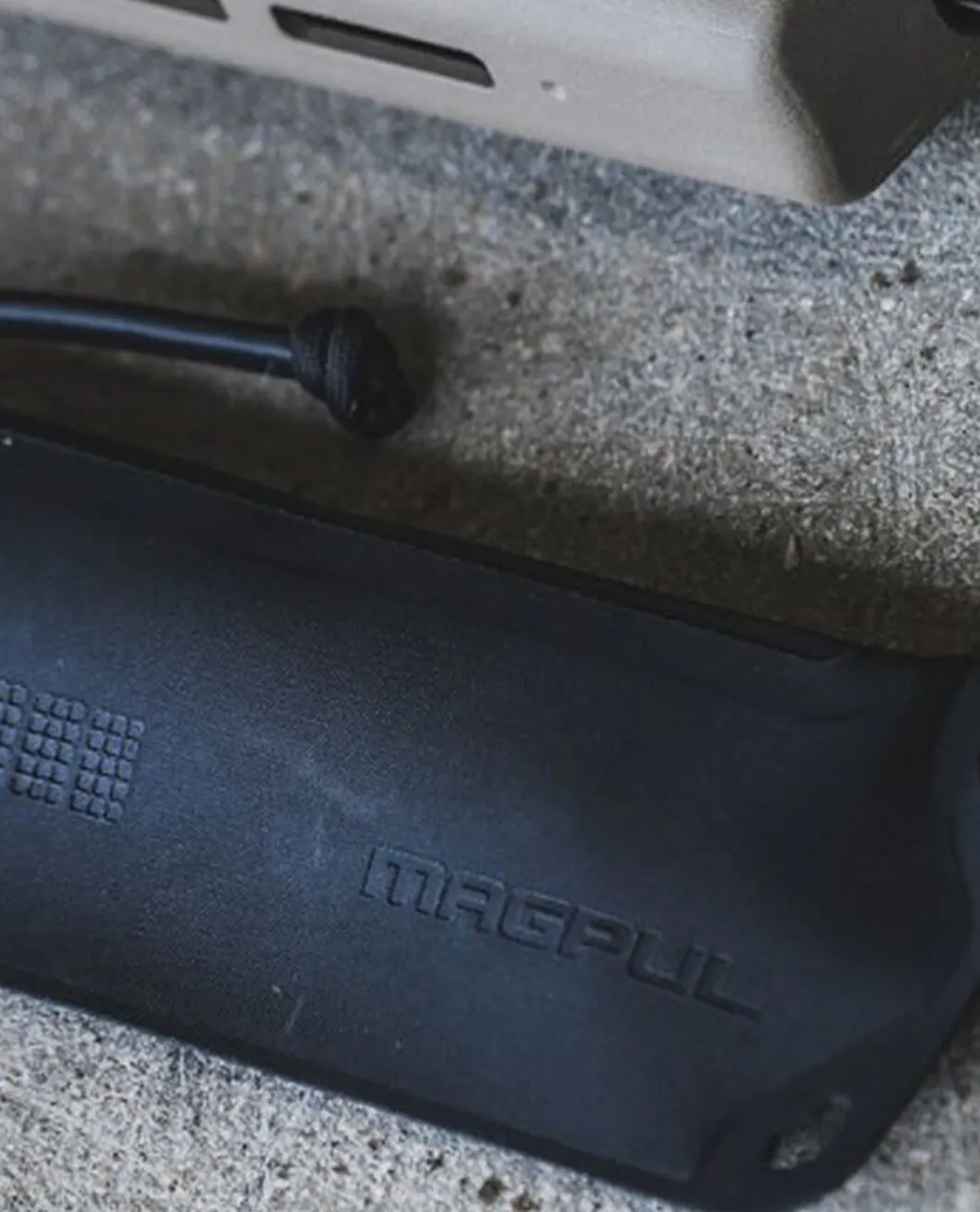 DAKA Suppressor Pouch Small Black Schwarz