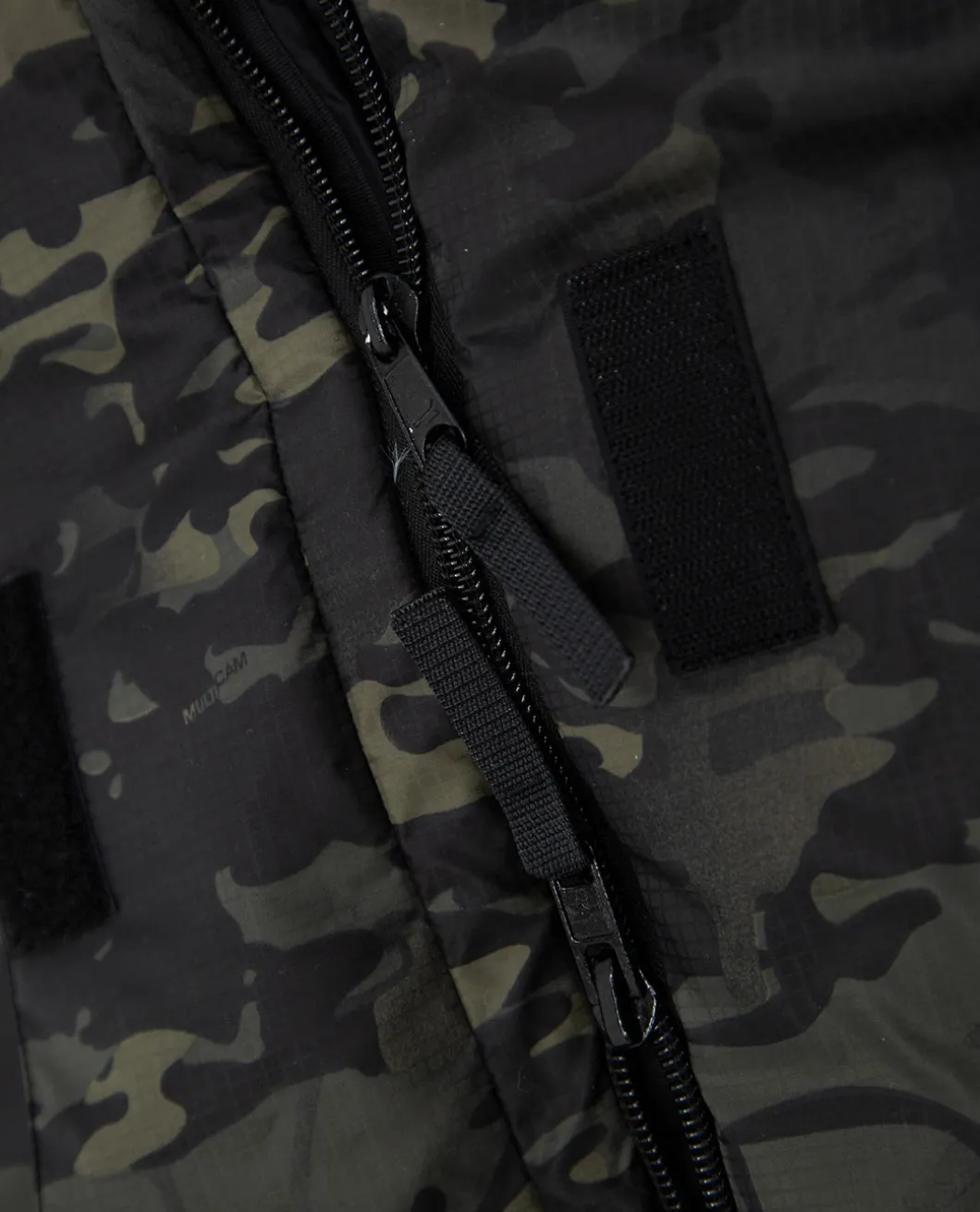 Defence 4 200 Multicam Black