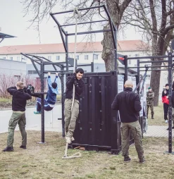 FOB 5 Fitness-Container