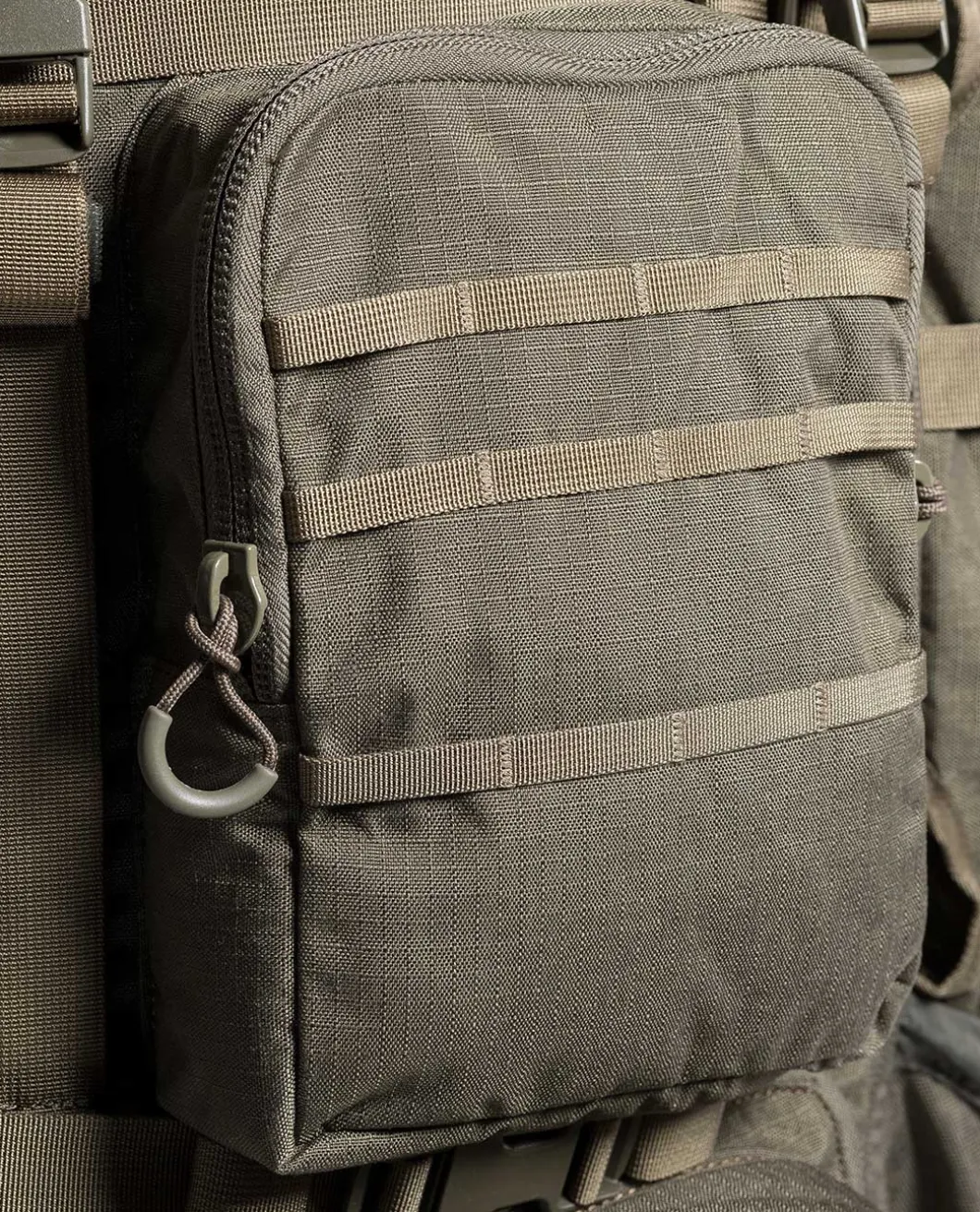 F4 Terminator Pack Military Green