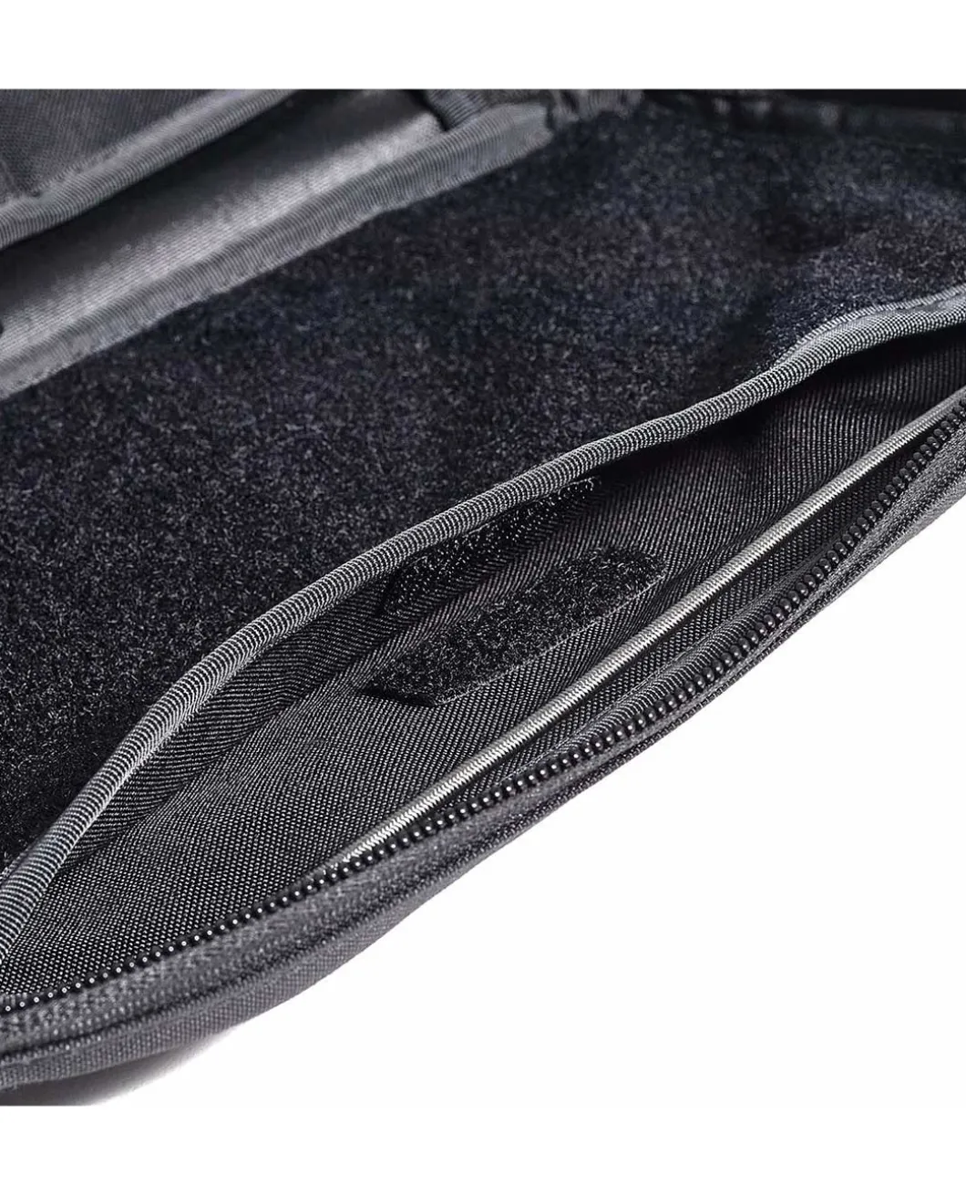 Leader Pouch Black Schwarz