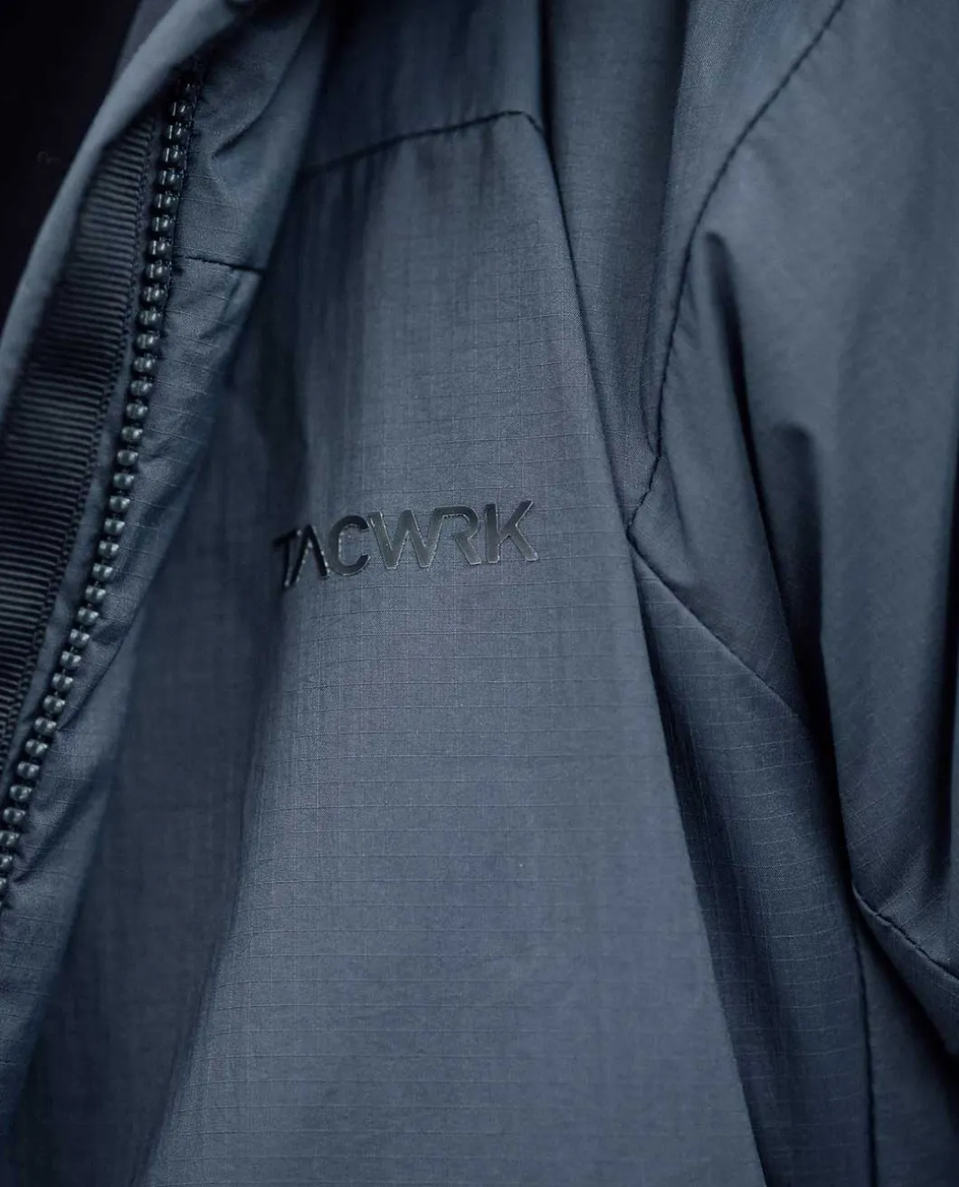 Light Insulation Hoody Dark Grey TACWRK Logo