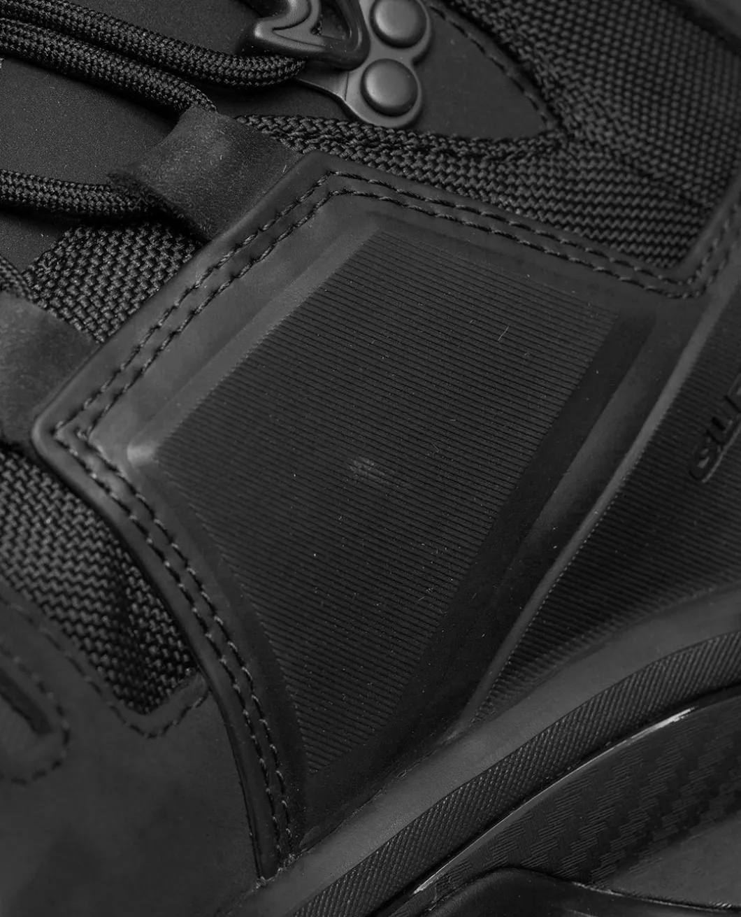 Quest 4D Forces 2 EN Black Schwarz