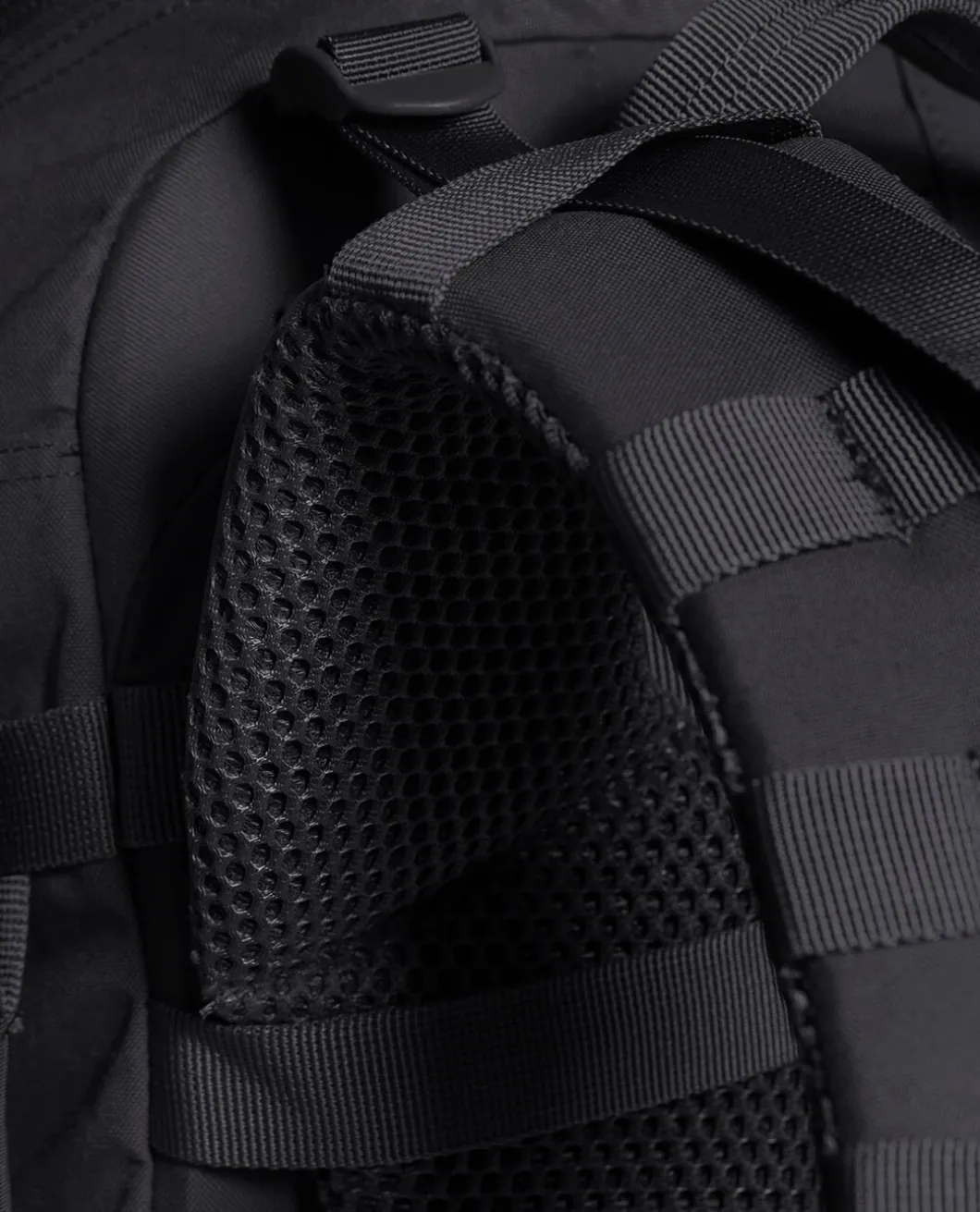 Rush 100 Black Schwarz