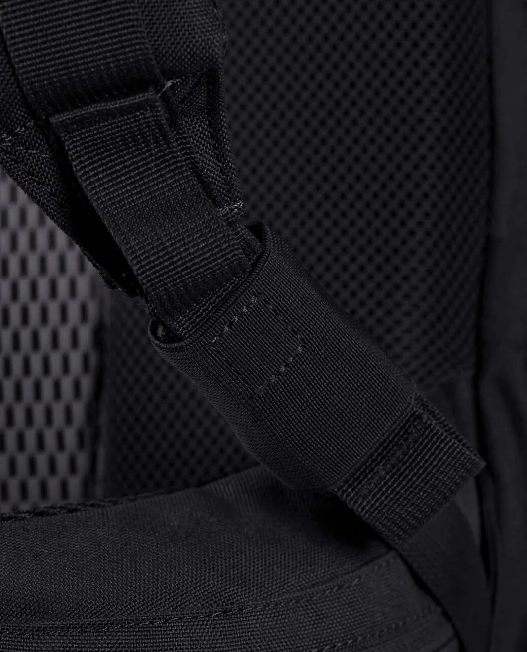 TT Modular Combat Pack Black Schwarz