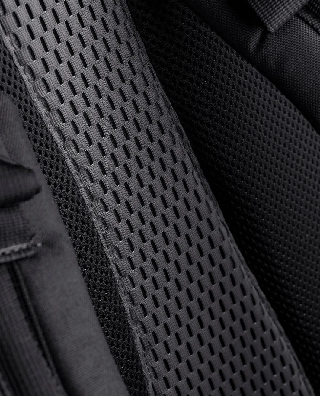 TT Modular Combat Pack Black Schwarz