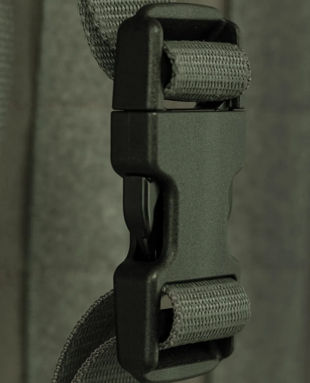 TT Modular Front Seat Panel Oliv